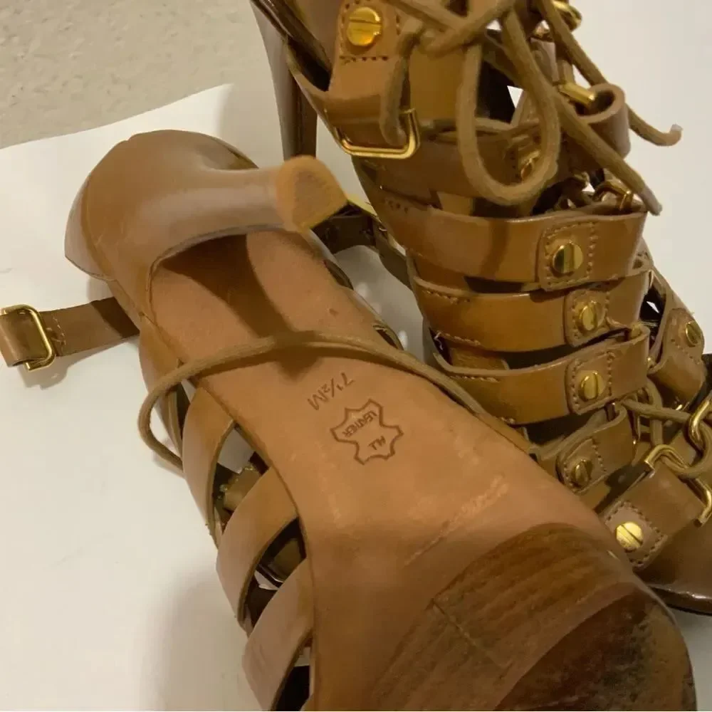 Tory Burch Gladiator Lace Up studded gold platform sandals Tan size 7.5 M